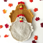 Farmhouse Chicken Potholder FREE Crochet Pattern - HyggeCrochetCo